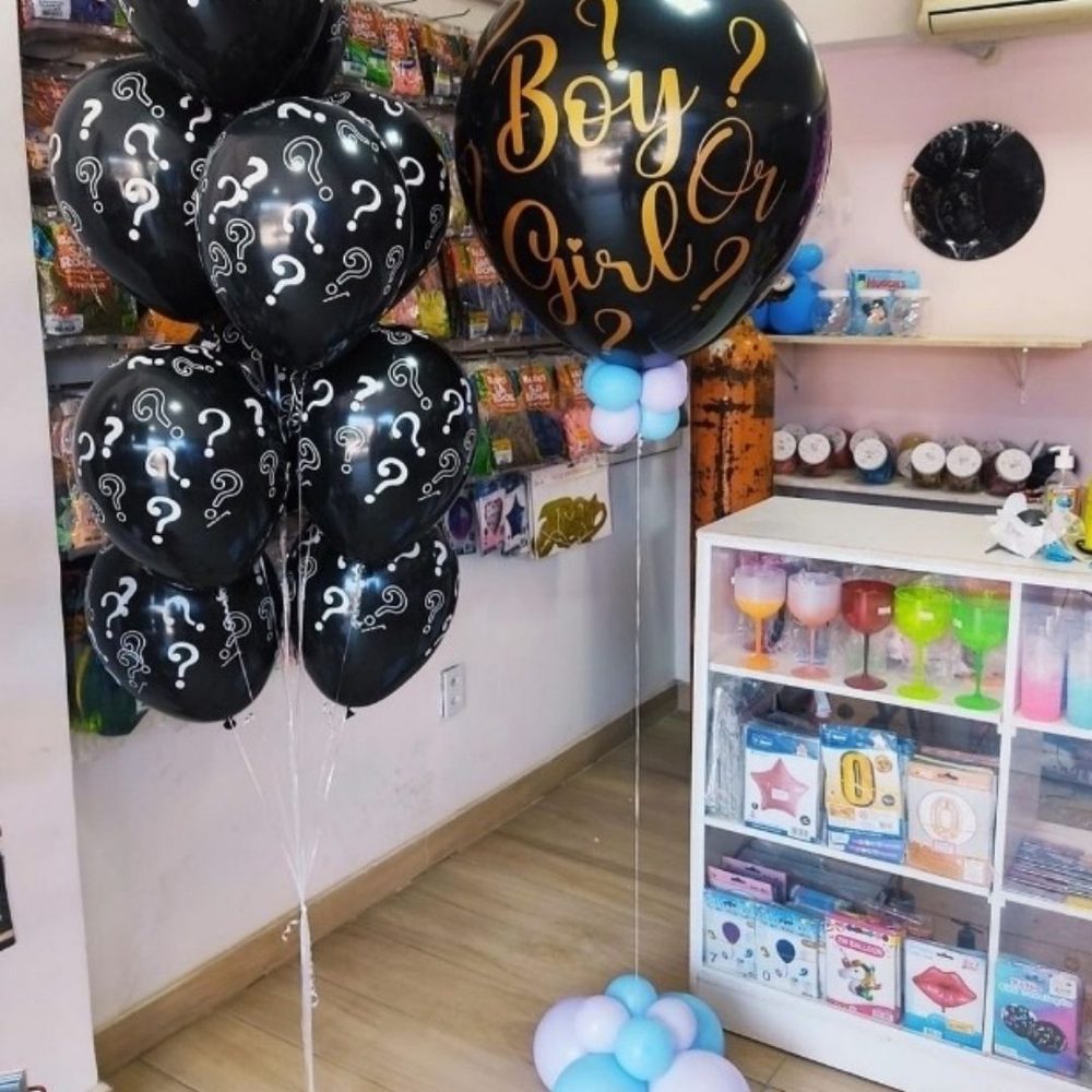 Buque de balões pretos e azuis — Mariazinha Balões
